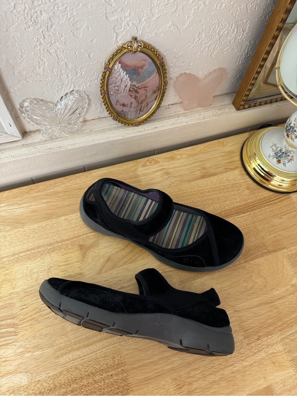 2000’s Dansko Black Suede Mary Jane Comfort Flats EU 41 Walking Shoes Casual